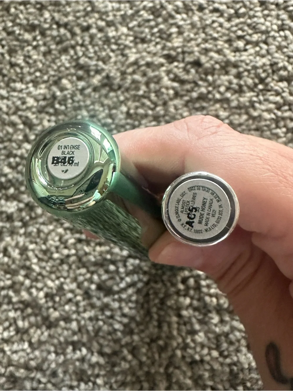 BNW/OB Full Sized Clinique Nude Honey and Black Mascara
